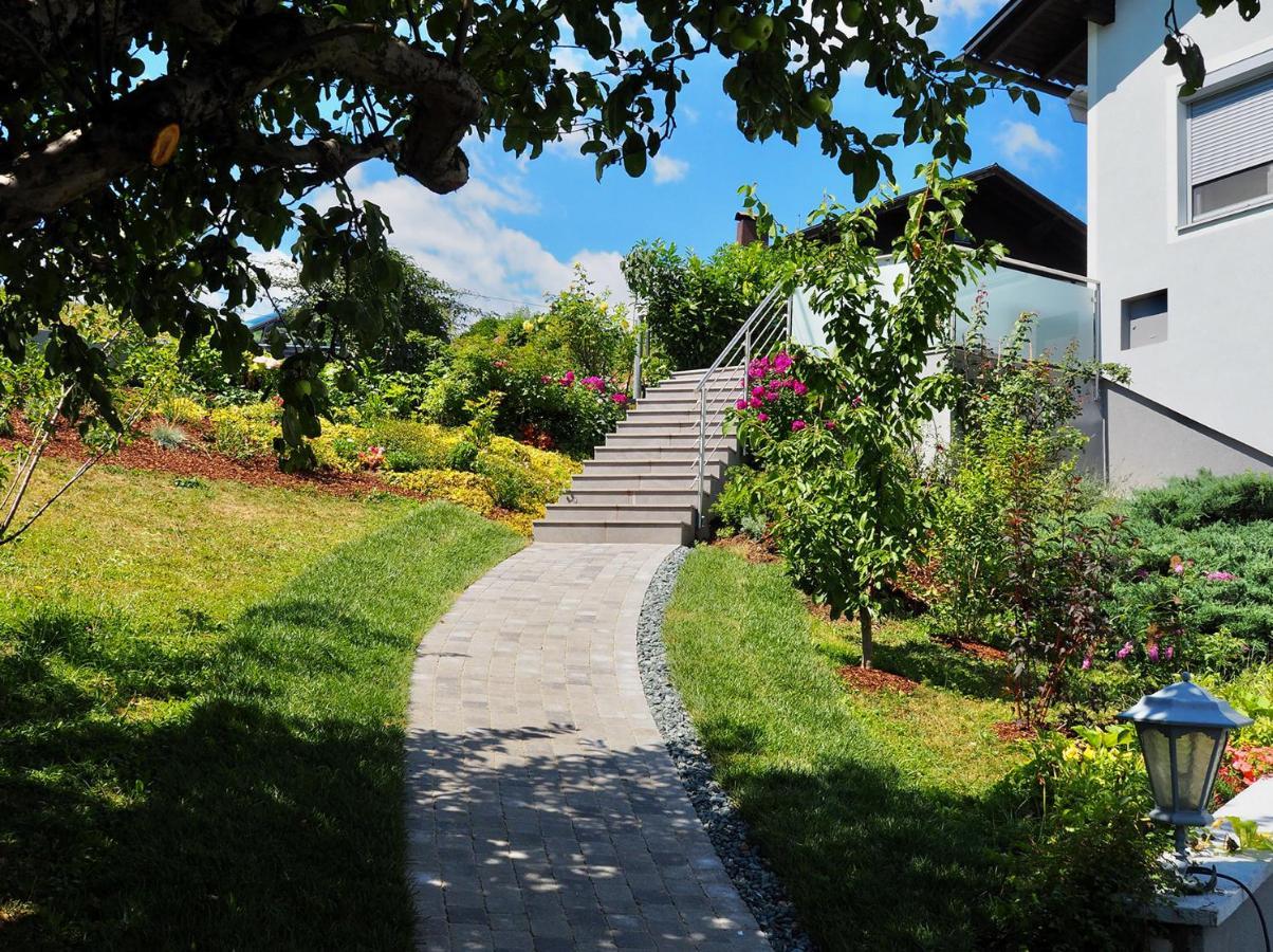Ferienwohnung Margarethe Velden am Woerthersee Exterior photo